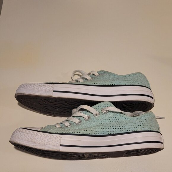 Converse Size 6.5 - Picture 3 of 5
